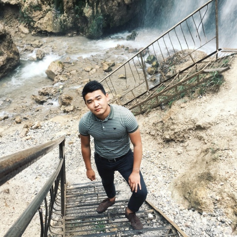 Заир Исаков