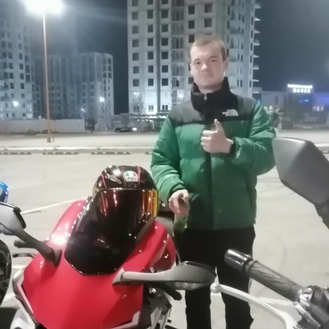 Никита Веселов